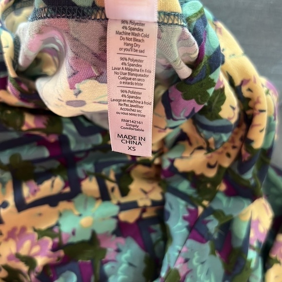 Lularoe Classic T - Picture 6 of 6